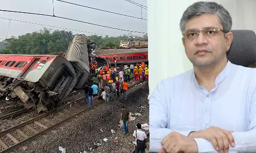 Opposition parties demand resignation of Railway Minister Ashwini Vaishnav
