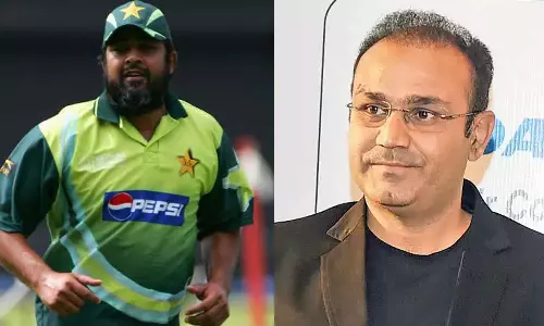 InZamamul haq- Virendr Sewag InZamamul haq- Virendr Sewag