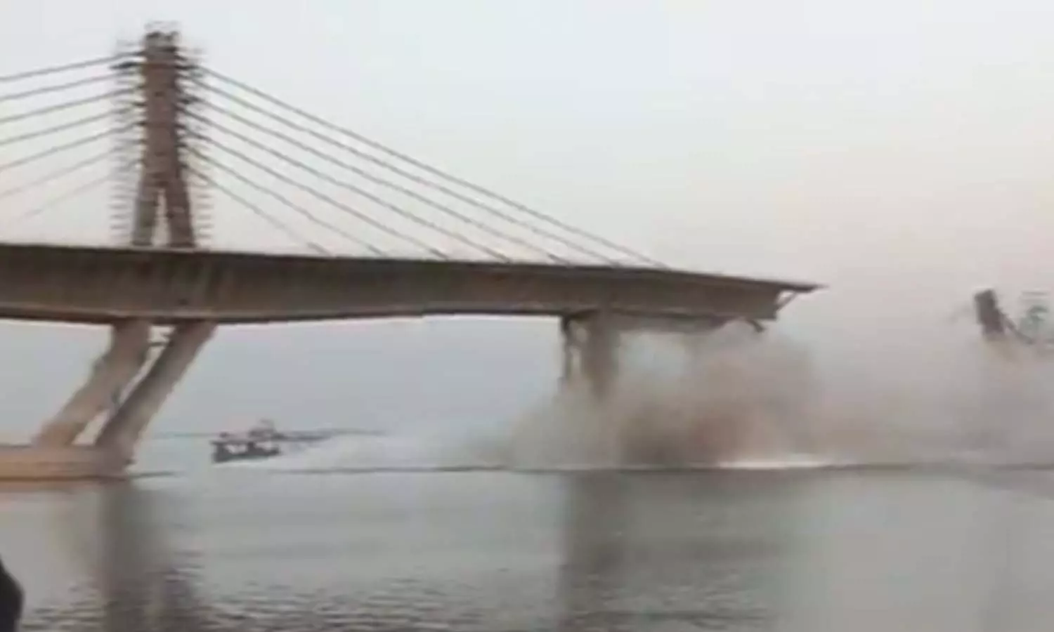 bridge_collapse