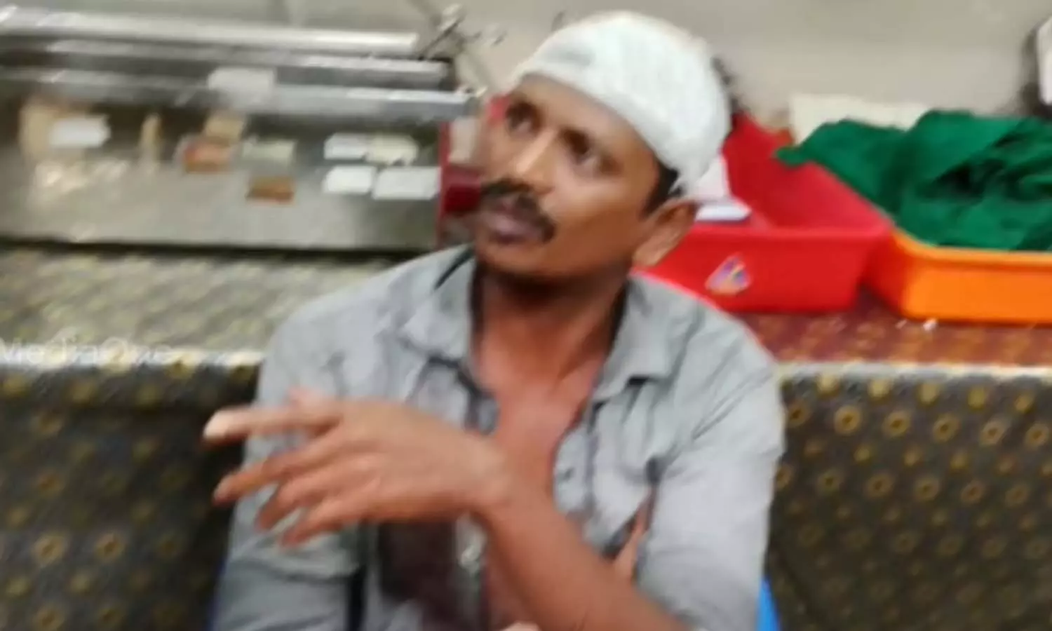 സൗത്ത് റെയിൽവേ സ്റ്റേഷൻ kochi