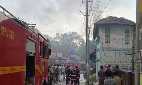 Fire at chala market trivandrum