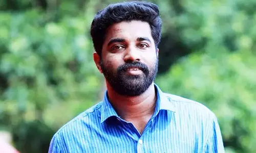 marklist case police booked asianet news reporter