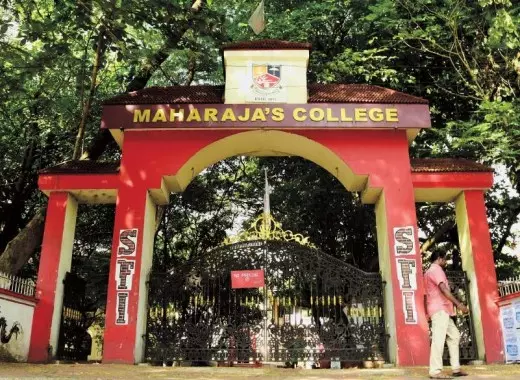 Maharajas College