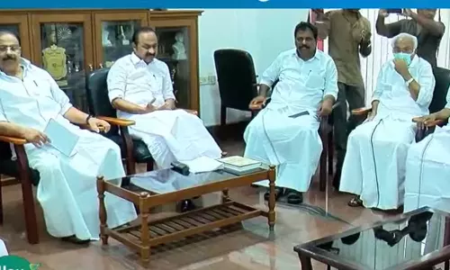 Controversy over Congress block list ,latest malayalam news,കോൺഗ്രസ് ബ്ളോക് പട്ടികയില്‍ തർക്കം തീരുന്നില്ല; അസംതൃപ്തിയോടെ ഗ്രൂപ്പുകൾ