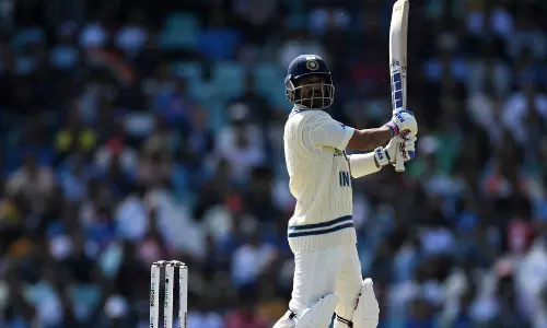 പടനയിച്ച് രഹാനെ, അർധസെഞ്ച്വറി; ഇന്ത്യയ്ക്ക് ജീവന്മരണ പോരാട്ടം