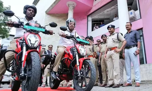 Kerala Police now has an electric motorcycle in its patrol team