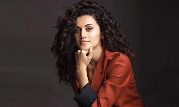 ബോളിവുഡില് ഇഷ്ടക്കാരുടെ ക്യാംപുകളുണ്ട്: നടി തപ്സി പന്നു ബോളിവുഡില് ഇഷ്ടക്കാരുടെ ക്യാംപുകളുണ്ട്: നടി തപ്സി പന്നു