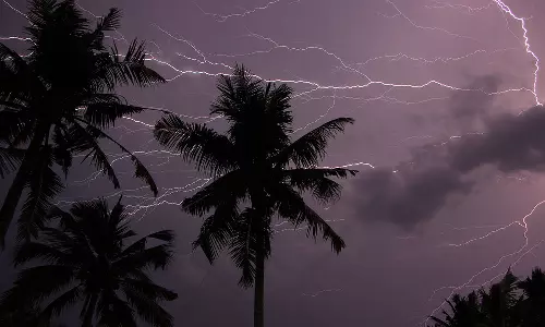 മലപ്പുറം കോട്ടക്കലിൽ ഇടിമിന്നലേറ്റ് 13 കാരൻ മരിച്ചു