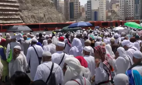 മസ്ജിദുൽ ഹറമിൽ ജുമുഅയില്‍ പങ്കെടുക്കാൻ എത്തിയത് ലക്ഷം ഇന്ത്യൻ ഹാജിമാർ