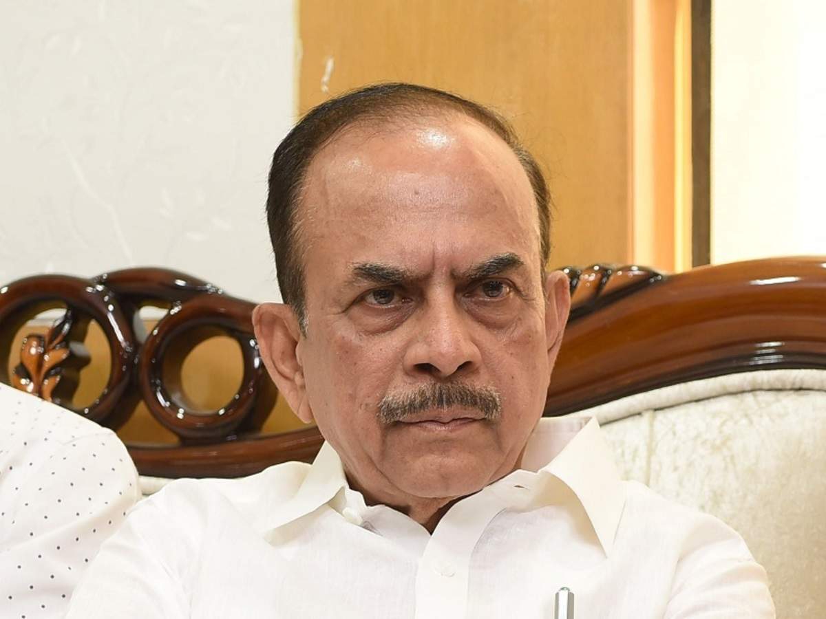 Minister Mahmood Ali