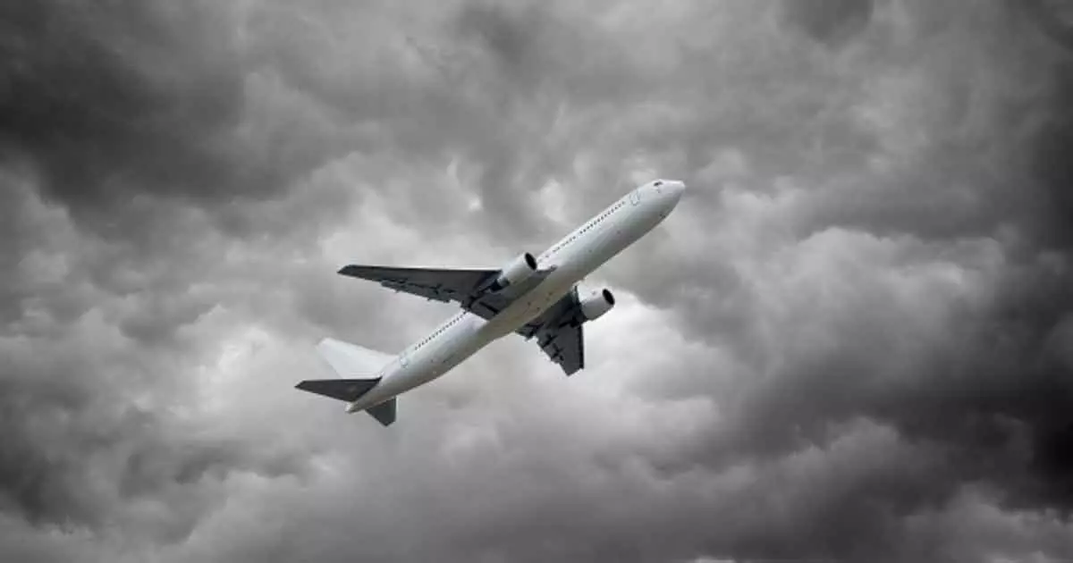 Cabin Crew Needed Surgery After Severe Turbulence Hits Flight From Singapore To London Cabin Crew Needed Surgery After Severe Turbulence Hits Flight From Singapore To London