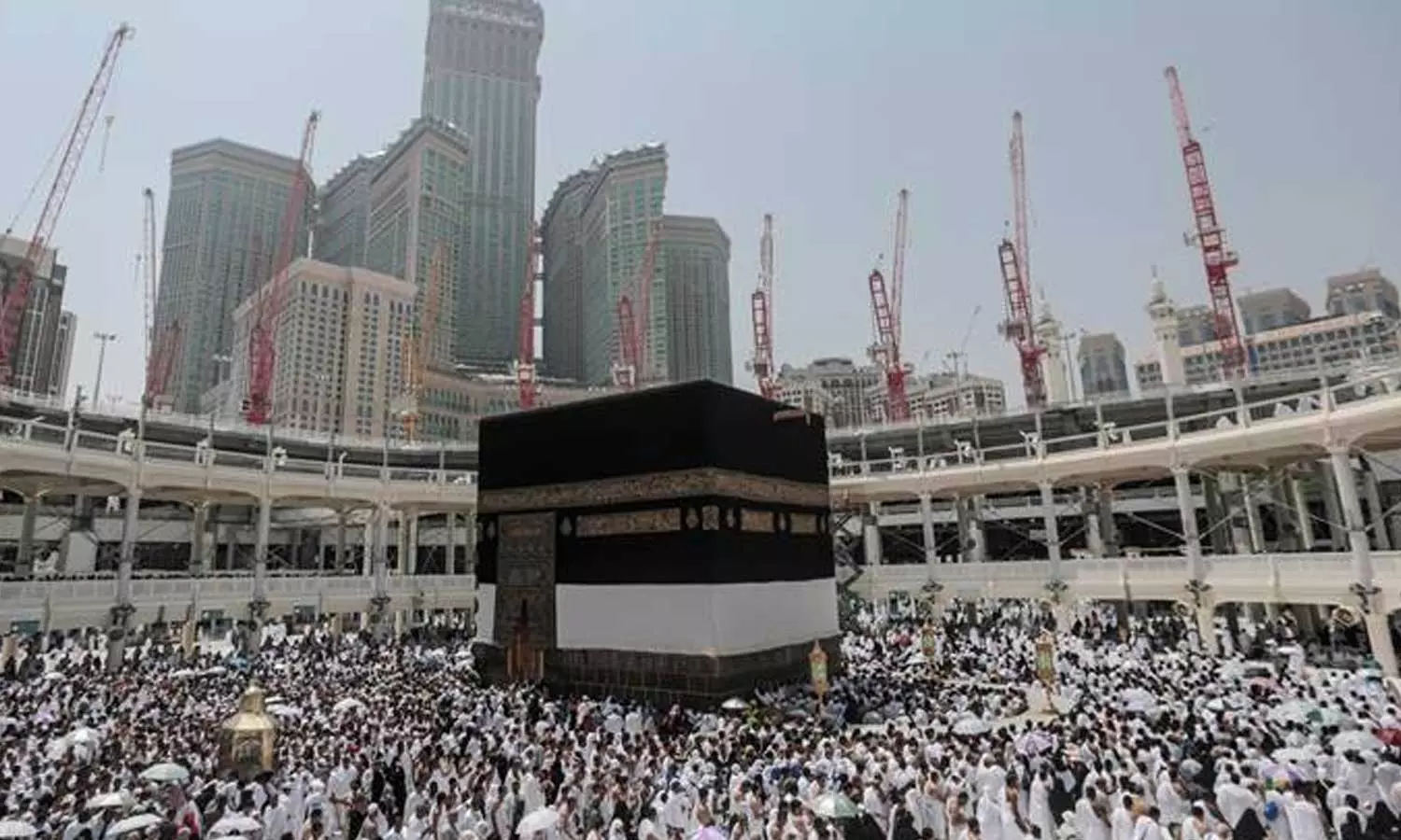 ഹജ്ജ് തീർഥാടകർക്ക് ആശ്വാസം; രജിസ്ട്രേഷൻ റദ്ദാക്കിയ കേന്ദ്ര നടപടി സ്റ്റേ ചെയ്തതിൽ ഇടപെടാനില്ലെന്ന് സുപ്രിംകോടതി ഹജ്ജ് തീർഥാടകർക്ക് ആശ്വാസം; രജിസ്ട്രേഷൻ റദ്ദാക്കിയ കേന്ദ്ര നടപടി സ്റ്റേ ചെയ്തതിൽ ഇടപെടാനില്ലെന്ന് സുപ്രിംകോടതി