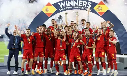 spain won uaefa nations league trophy