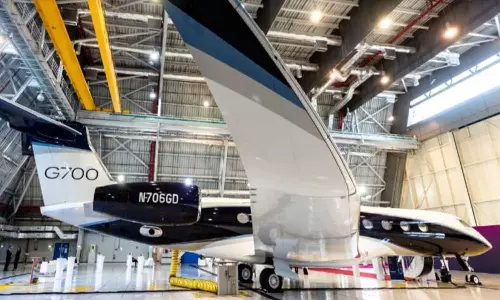 അത്യാഡംബര വിമാനവുമായി ഖത്തര്‍ എയര്‍വേസ്; ഗൾഫ് സ്ട്രീം ജി 700 അവതരിപ്പിച്ചു