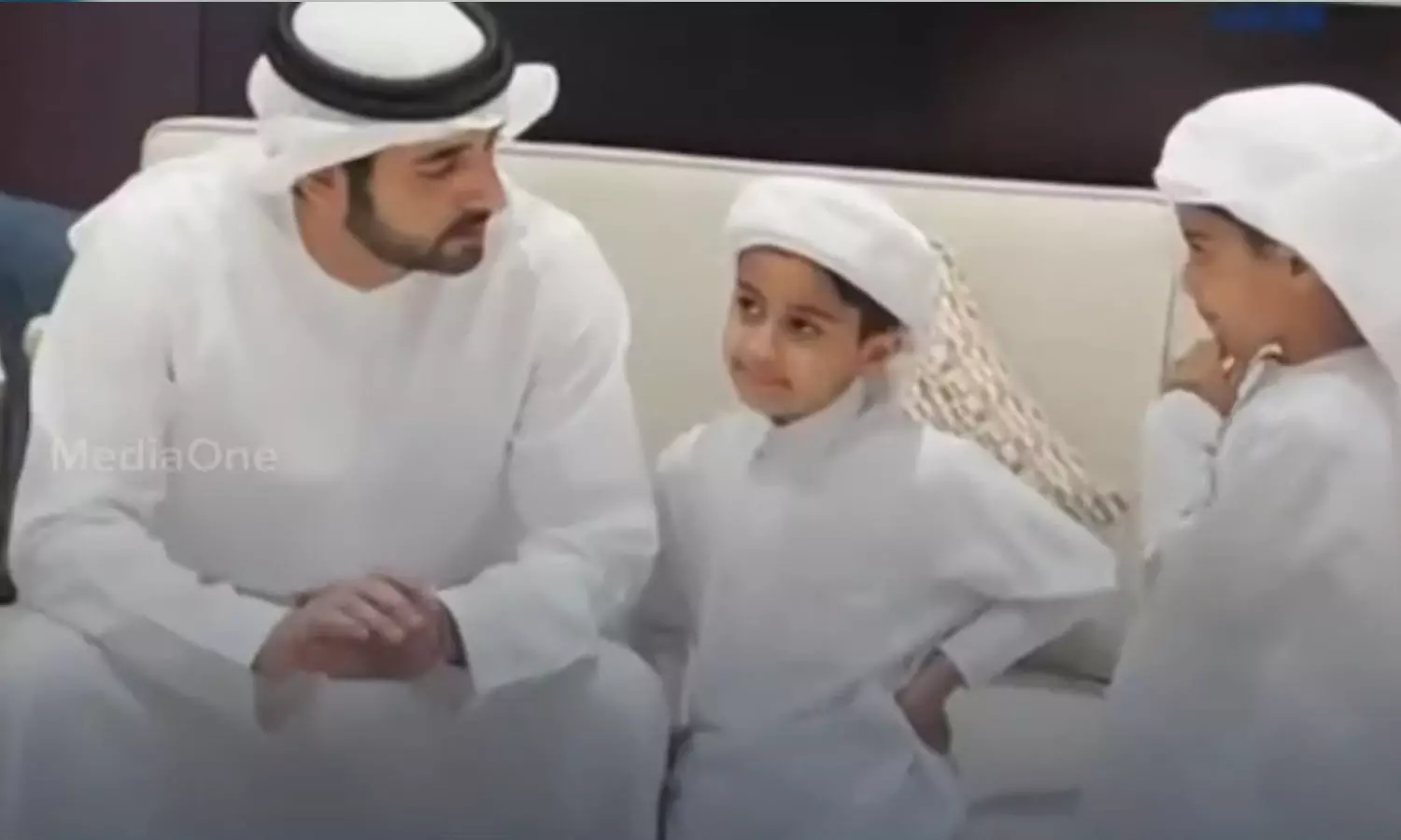 Shaikh Hamdan congratulated students, National Anthem of dubai, latest gulf news, ശൈഖ് ഹംദാൻ വിദ്യാർത്ഥികളെ അഭിനന്ദിച്ചു, ദുബായുടെ ദേശീയ ഗാനം, ഏറ്റവും പുതിയ ഗൾഫ് വാർത്തകൾ