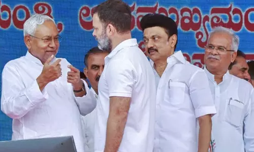 Patna Opposition meeting today, Delhi CM Arvind Kejriwal, Punjab CM Bhagwant Mann, West Bengal CM Mamata Banerjee reached Patna today evening, Patna Opposition meeting, Opposition meeting, mission 2024 Patna Opposition meeting today, Delhi CM Arvind Kejriwal, Punjab CM Bhagwant Mann, West Bengal CM Mamata Banerjee reached Patna today evening, Patna Opposition meeting, Opposition meeting, mission 2024