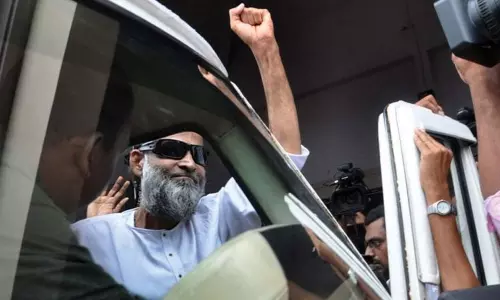 Abdul Nasser Madani, Karnataka, Kerala, മഅ്ദനി, കര്‍ണാടക, കേരള