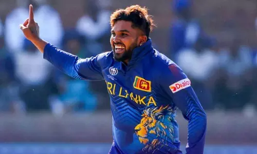 ഈ നേട്ടം കൈവരിക്കുന്ന ആദ്യ സ്പിന്നർ; ക്രിക്കറ്റ് ചരിത്രത്തില്‍ എഴുതിച്ചേര്‍ത്ത ഹസരംഗന്‍ പ്രകടനം