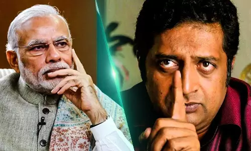 Actor Prakash Raj against PM Narendra Modi in Manipur violence, Actor Prakash Raj against PM Narendra Modi, Prakash Raj, Narendra Modi Actor Prakash Raj against PM Narendra Modi in Manipur violence, Actor Prakash Raj against PM Narendra Modi, Prakash Raj, Narendra Modi