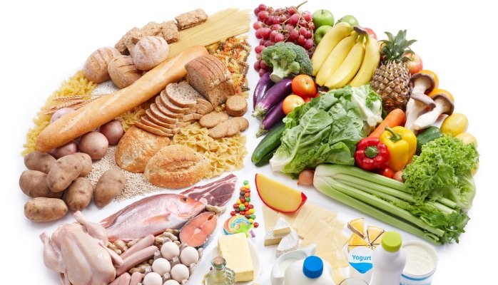 പാലും പഴവും.. പറയുന്നത് പോലെ അത്ര ചേർച്ചയല്ല; ദഹനം കുഴപ്പത്തിലാക്കുന്ന ഭക്ഷണ കോമ്പിനേഷനുകൾ ഇവയാണ്...