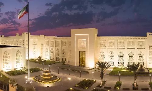 ഖുർആൻ കോപ്പി കത്തിച്ച് പ്രതിഷേധം; അപലപിച്ച് കുവൈത്ത്