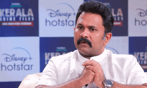 ഹ്യൂമര് വേഷങ്ങളോട് നീതി പുലര്ത്തിയെന്ന് തോന്നുന്നില്ല, ഇന്നുവരെ കയ്യില് നിന്നൊരു തമാശ ഇട്ടിട്ടില്ല: അജു വര്ഗീസ് ഹ്യൂമര് വേഷങ്ങളോട് നീതി പുലര്ത്തിയെന്ന് തോന്നുന്നില്ല, ഇന്നുവരെ കയ്യില് നിന്നൊരു തമാശ ഇട്ടിട്ടില്ല: അജു വര്ഗീസ്