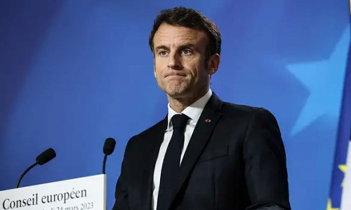 കലാപത്തിന് പിന്നില്‍ വീഡിയോ ഗെയിമുകള്‍; കൗമാരക്കാരെ വീട്ടിലിരുത്തണമെന്ന് മാക്രോൺ