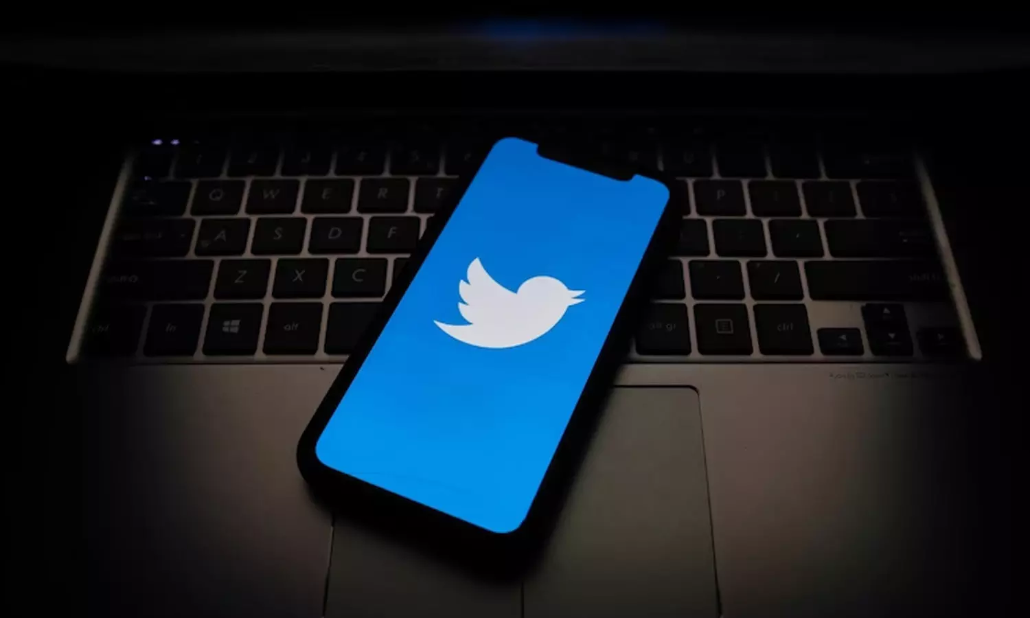 Twitter restricts the number of tweets users can see