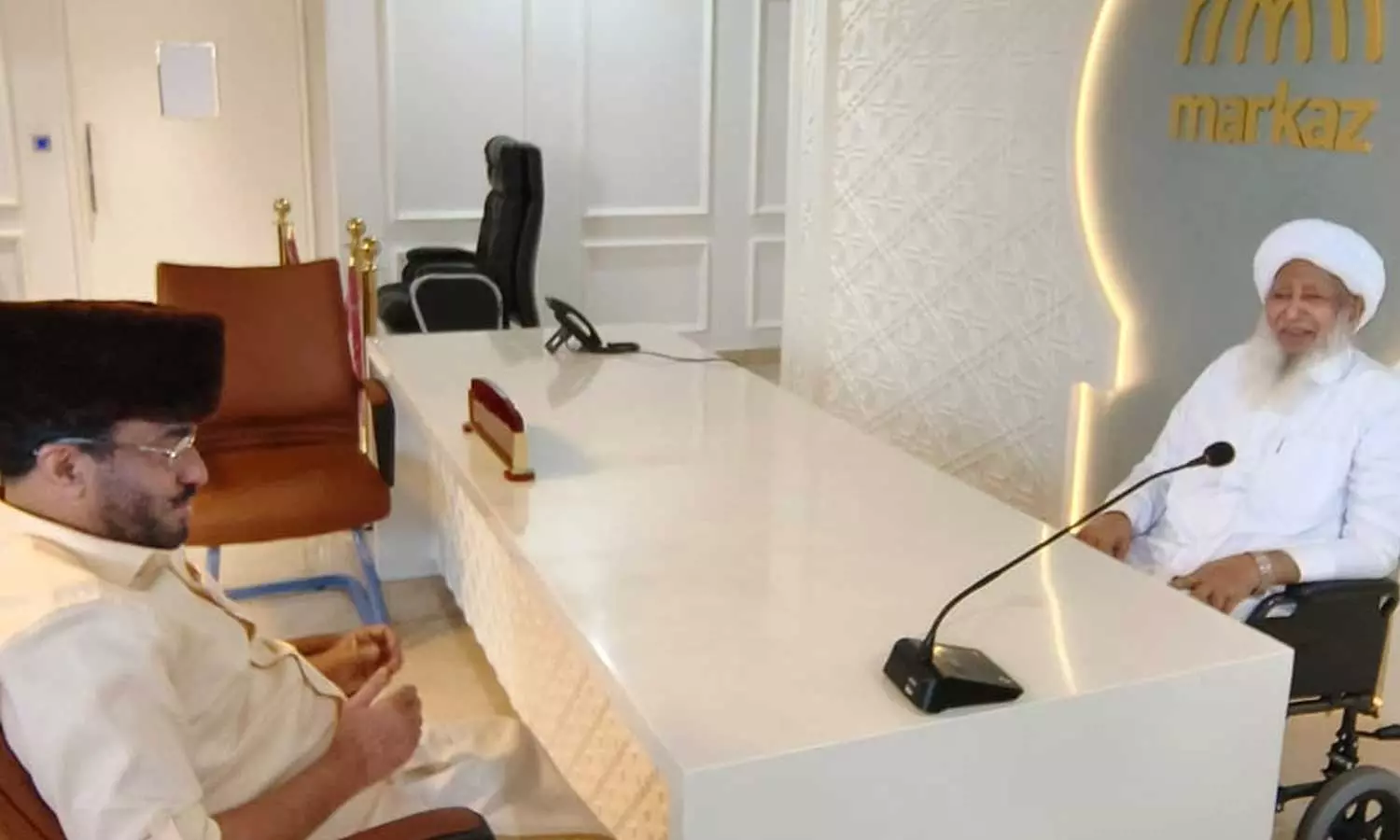 Samadani visits Kanthapuram, Abdussamad Samadani visits Kanthapuram AP Abubakar Musliyar, Abdussamad Samadani, Kanthapuram AP Abubakar Musliyar, IUML, Muslim League