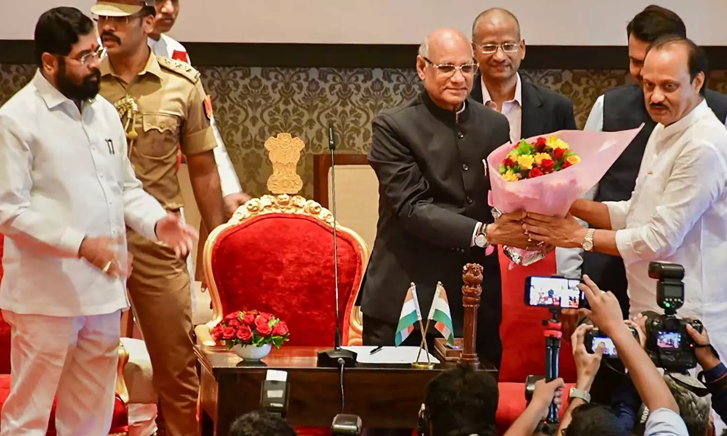 Ajit Pawar to replace Maharashtra CM Eknath Shinde, Ajit Pawar to become Maharashtra CM, Eknath Shinde to be removed, Eknath Shinde, Ajit Pawar, Maharashtra CM, Shiv Sena leader Sanjay Raut