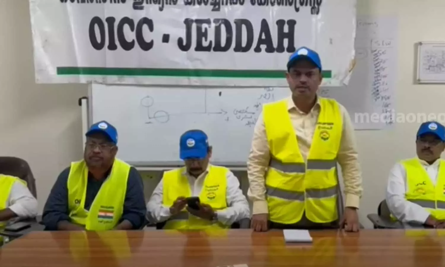 OICC Hajj Service; More than four hundred volunteers participated OICC Hajj Service; More than four hundred volunteers participated