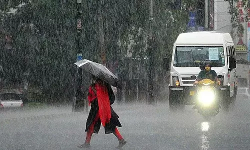 Heavy rain: Holiday for educational institutes in Kannur Kasaragod districts tomorrow
