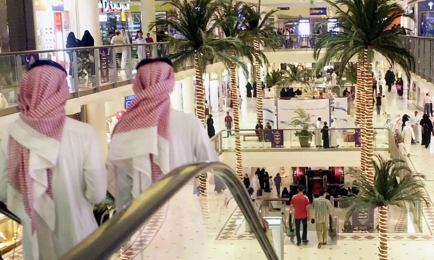 സൗദിയിൽ തൊഴിൽ കരാറുകൾ ഖിവ പോർട്ടൽ വഴി രജിസ്റ്റർ ചെയ്യേണ്ട പരിധി ഉയർത്തി