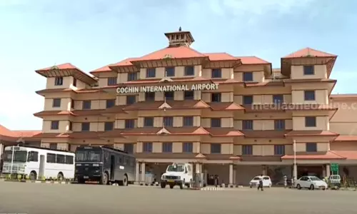 Gold smuggling attempt through Nedumbassery airport; 8 Malaysian nationals arrested,Gold smuggling attempt through Nedumbassery airport,cial