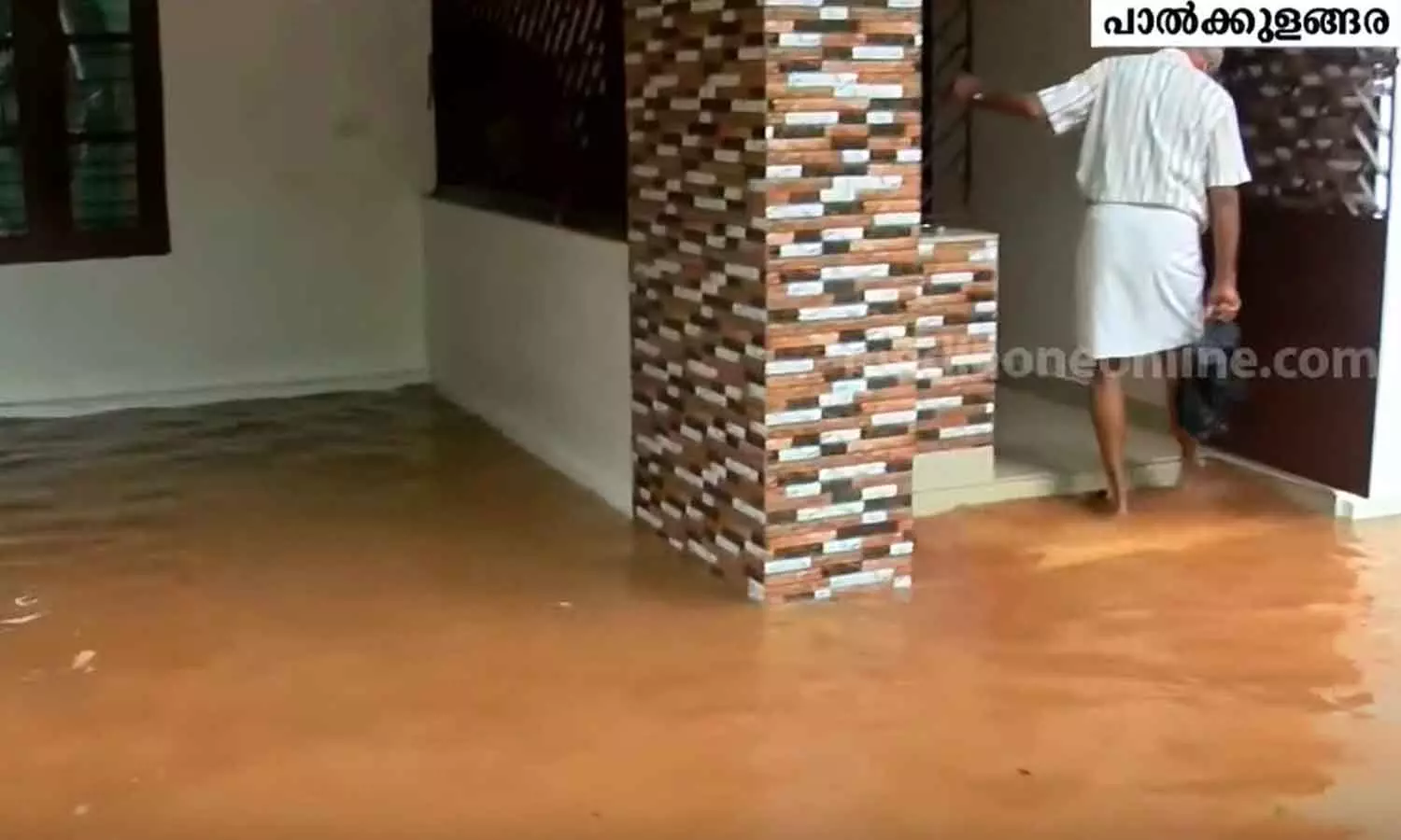 When the family woke up, there was a flood; The water authority pipe burst and flooded the whole house When the family woke up, there was a flood; The water authority pipe burst and flooded the whole house