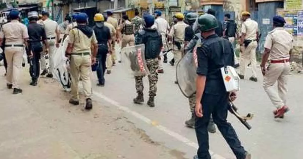 9 Dead In Violence As West Bengal Votes For Panchayat Polls 9 Dead In Violence As West Bengal Votes For Panchayat Polls