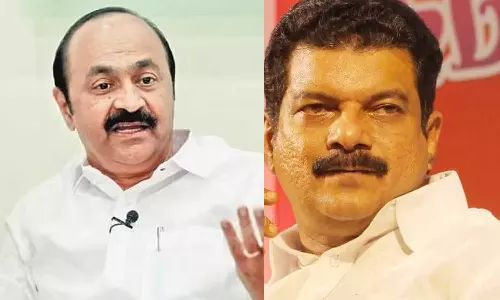 ഓൺലൈൻ മാധ്യമങ്ങൾക്ക് ചെസ് നമ്പർ കൊടുത്ത് പൂട്ടിക്കും എന്ന് പറയാൻ അൻവർ ആരാണ്? വി.ഡി സതീശൻ