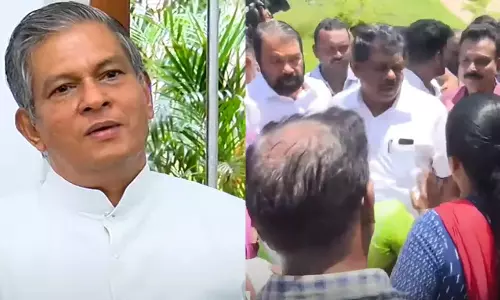 മുതലപ്പൊഴിയില്‍ മന്ത്രിമാരെ തടഞ്ഞതിനെ ചൊല്ലി സർക്കാർ - ലത്തീന്‍ രൂപത പോര്