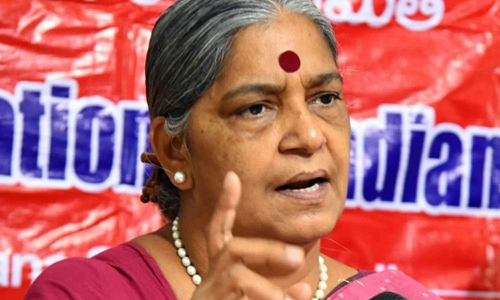 മണിപ്പൂരിലെ സംഘർഷം സർക്കാർ സഹായത്തോടെയാണെന്ന പരാമര്‍ശം; ആനിരാജയ്ക്കെതിരെ രാജ്യദ്രോഹത്തിന് കേസ്