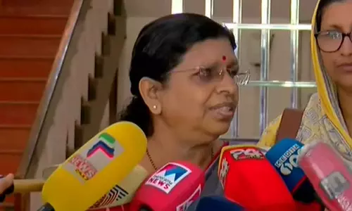 ഐ.സി.യുവിലെ പീഡനം; വനിതാ കമ്മീഷൻ കോഴിക്കോട് മെഡി. കോളജിനോട് വിശദീകരണം തേടും