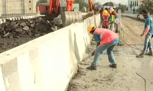 പാലാരിവട്ടം മേൽപ്പാലം അഴിമതി: കരാർ കമ്പനിയെ കരിമ്പട്ടികയിൽപ്പെടുത്തി