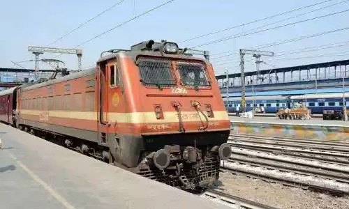 Thiruvananthapuram school students exposed in a train: Accused arrested