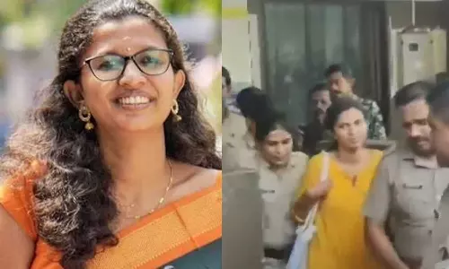 എസ്.എഫ്.ഐ മുൻ നേതാവ് വിദ്യ ഉൾപ്പെട്ട വ്യാജ രേഖാ കേസിൽ നിർണായക രേഖ പോലീസിന് ലഭിച്ചു എസ്.എഫ്.ഐ മുൻ നേതാവ് വിദ്യ ഉൾപ്പെട്ട വ്യാജ രേഖാ കേസിൽ നിർണായക രേഖ പോലീസിന് ലഭിച്ചു