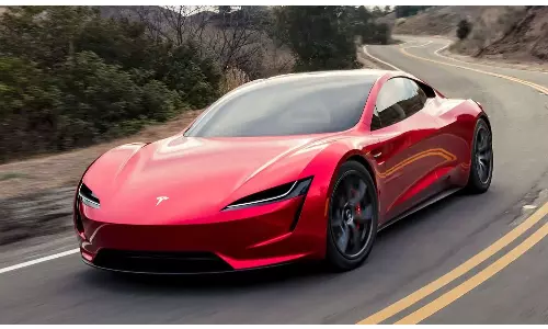 Tesla calls test drivers; Salary up to Rs.3950 per hour