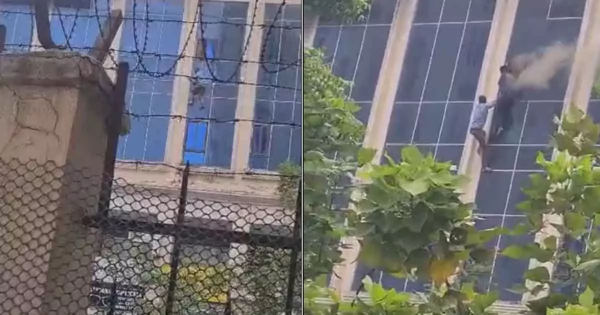 Massive fire at Greater Noida Mall people seen jumping off building Massive fire at Greater Noida Mall people seen jumping off building