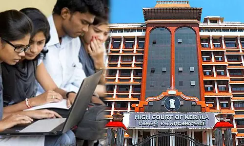 Plus one seat crisis in Malabar;  High Court asked the government for an explanation,breaking news malayalam,മലബാറിലെ പ്ലസ് വൺ സീറ്റ് പ്രതിസന്ധി; സർക്കാറിനോട് വിശദീകരണം ചോദിച്ച് ഹൈക്കോടതി,പ്ലസ് വൺ സീറ്റ് ക്ഷാമം,