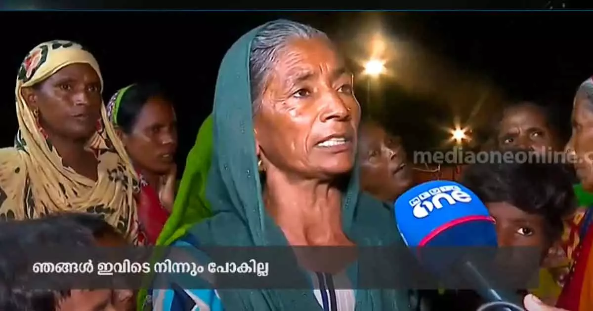 delhi flood thousands at relief camps delhi flood thousands at relief camps