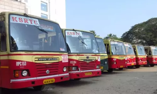 ഓണക്കാലത്ത് ജീവനക്കാരെ പട്ടിണിക്കിടാൻ അനുവദിക്കില്ല; കെഎസ്ആർടിസി യൂണിയനുകളുമായി ഇന്ന് മന്ത്രിതല ചർച്ച