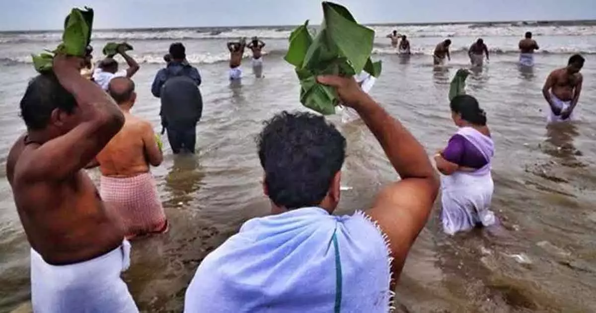 Karkidaka vavu bali today