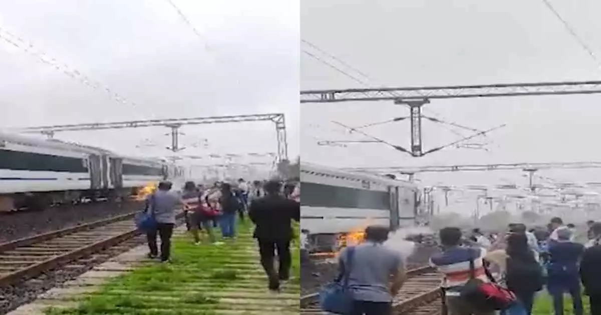 Bhopal Delhi Vande Bharat train coach catches fire all passengers evacuated Bhopal Delhi Vande Bharat train coach catches fire all passengers evacuated